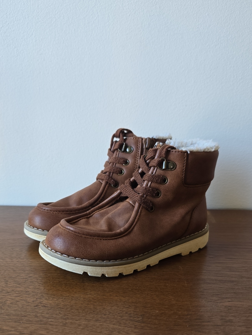 Old Navy Brown Faux-Shearling Lace-Up Kids Boots